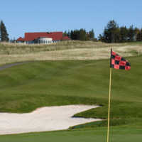 Fox Meadow: view from 18th green looking at the clubhouse